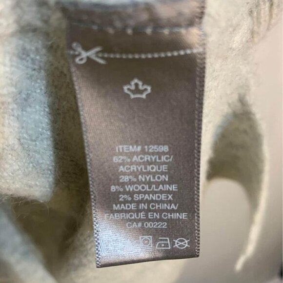 𝅺WOMAN’S oversized gray sweater. Size 2x crew Neck. Split hem. Soft and … - Picture 7 of 10